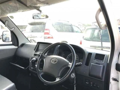 TOYOTA TOWN ACE VAN