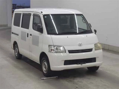 TOYOTA TOWN ACE VAN
