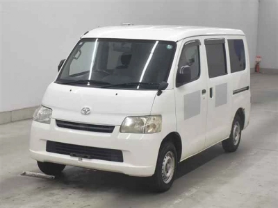 TOYOTA TOWN ACE VAN