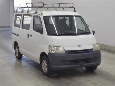TOYOTA LITE ACE VAN