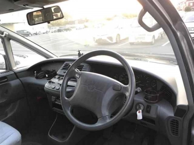 TOYOTA ESTIMA LUCIDA