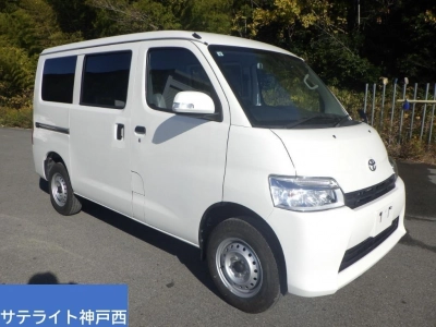 TOYOTA TOWN ACE VAN