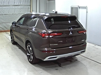 MITSUBISHI OUTLANDER PHEV