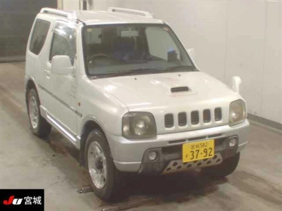 SUZUKI JIMNY