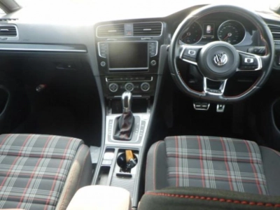 VOLKSWAGEN GOLF  GTI