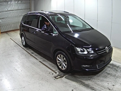 VOLKSWAGEN SHARAN