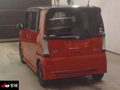 HONDA N BOX +