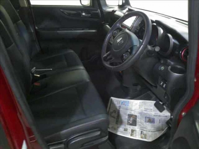 HONDA N BOX +