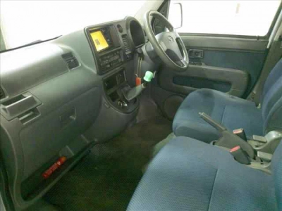DAIHATSU HIJET VAN