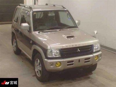 MITSUBISHI PAJERO MINI