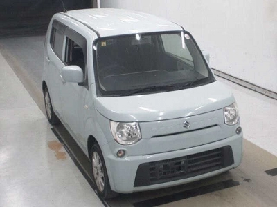 SUZUKI MRWAGON