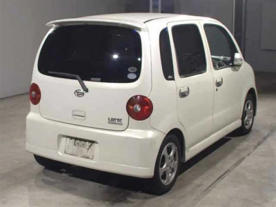 DAIHATSU MOVE LATTE
