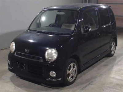 DAIHATSU MOVE LATTE