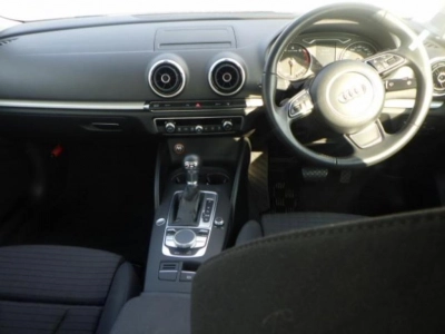 AUDI A3 SEDAN