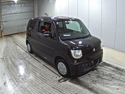 SUZUKI MRWAGON