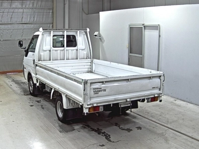 NISSAN VANETTE TRUCK