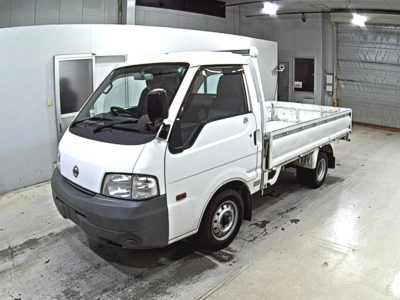 NISSAN VANETTE TRUCK