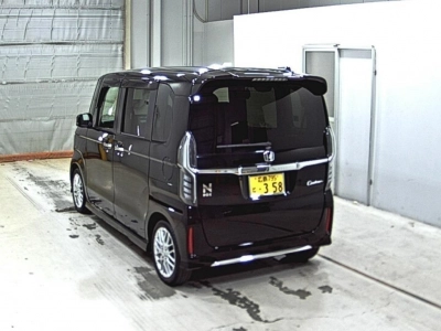 HONDA N BOX CUSTOM