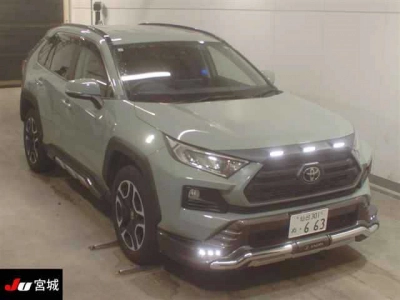 TOYOTA RAV4