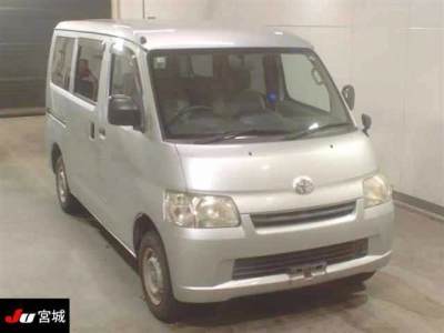 TOYOTA TOWN ACE VAN