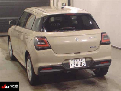 SUZUKI SWIFT
