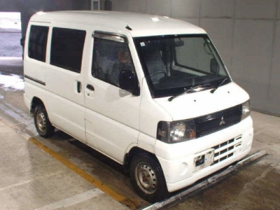 MITSUBISHI MINICAB