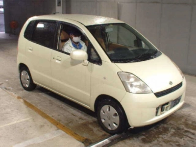 SUZUKI MRWAGON