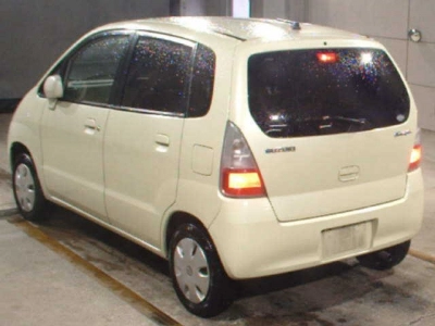SUZUKI MRWAGON
