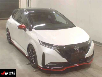 NISSAN AURA
