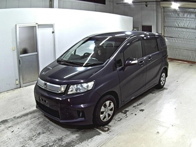 HONDA FREED SPIKE