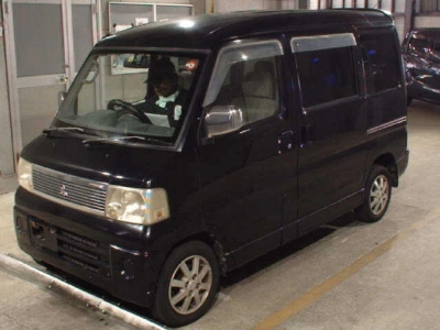 MITSUBISHI TOWN BOX