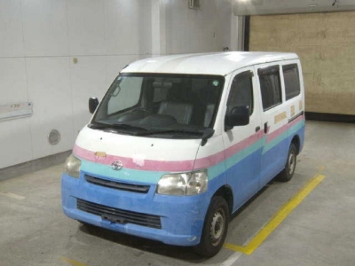 TOYOTA TOWN ACE