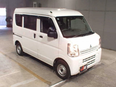 MITSUBISHI MINICAB