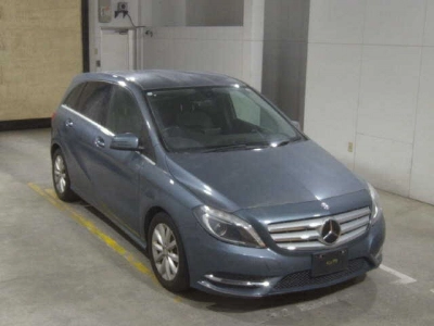 MERCEDES BENZ B CLASS