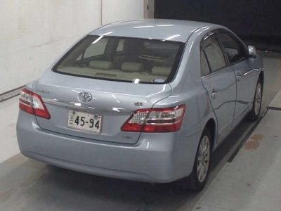 TOYOTA PREMIO