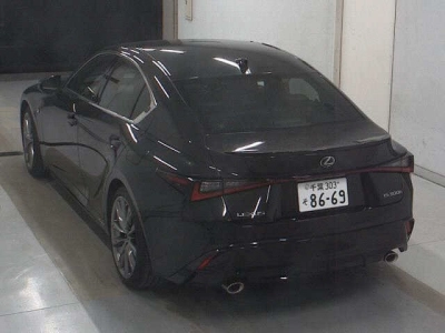 LEXUS IS