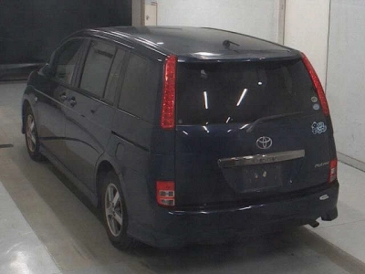 TOYOTA ISIS