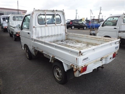 DAIHATSU HIJET TRUCK