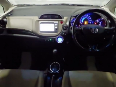 HONDA FIT SHUTTLE