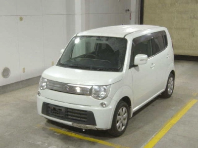 SUZUKI MRWAGON