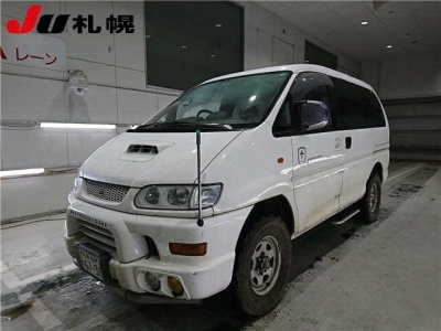 MITSUBISHI DELICA SPACE GEAR