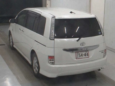 TOYOTA ISIS