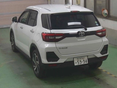 TOYOTA RAIZE