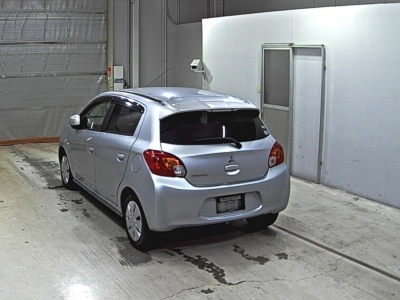 MITSUBISHI MIRAGE