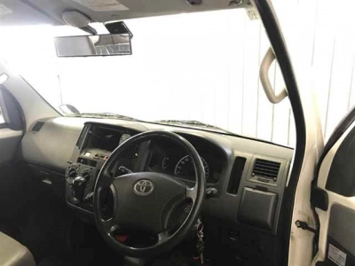 TOYOTA LITE ACE VAN