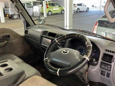 MAZDA BONGO BRAWNY VAN