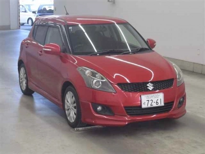 SUZUKI SWIFT