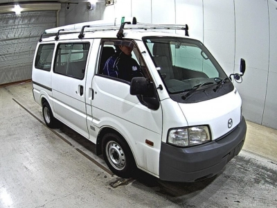 MAZDA BONGO VAN