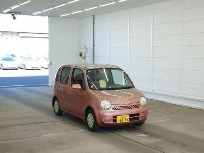 DAIHATSU MOVE LATTE