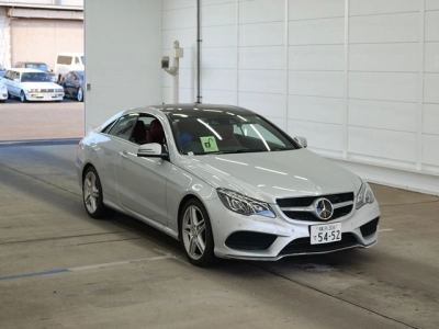 MERCEDES BENZ E CLASS